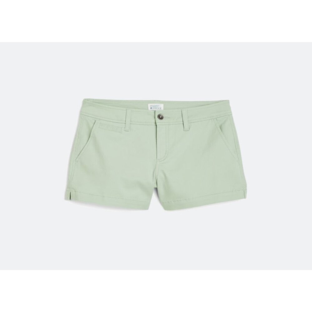 Light green mid-rise shorts - Market & Spruce